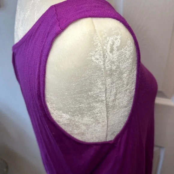 *Coldwater Creek Hi Low Purple top - Picture 7 of 11